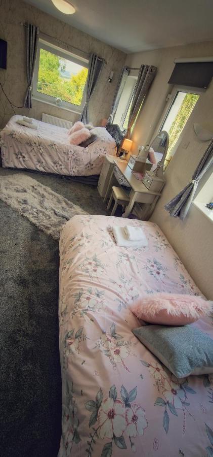 Alma Cliffe Guest House บาร์โนลด์สวิค ภายนอก รูปภาพ